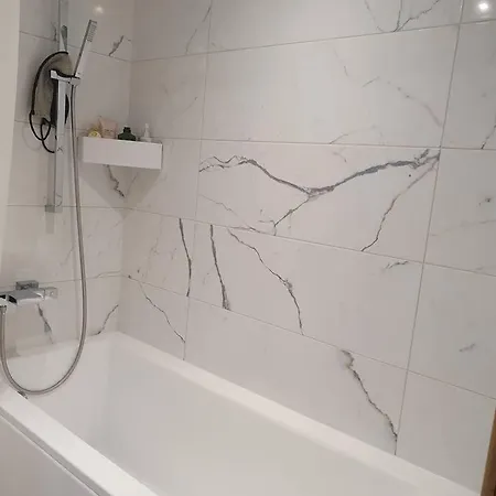 Bright 3-room In Mustamaee Lägenhet