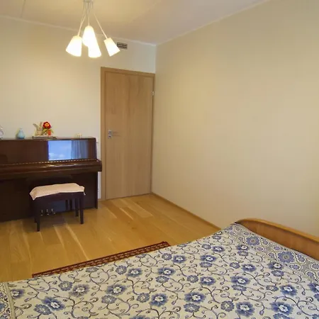 Bright 3-room In Mustamaee Apartment Tallinn